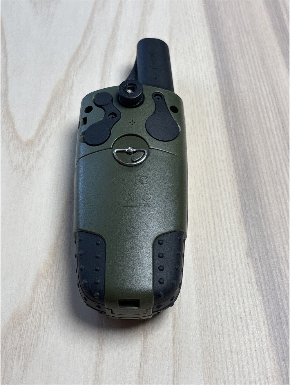 Garmin GPSMAP 60 Handheld GPS Navigator 2.6" W/ Case Green - Picture 3 of 7